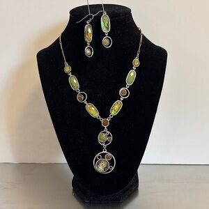 Elegant Green and Silver Necklace and Earring Set